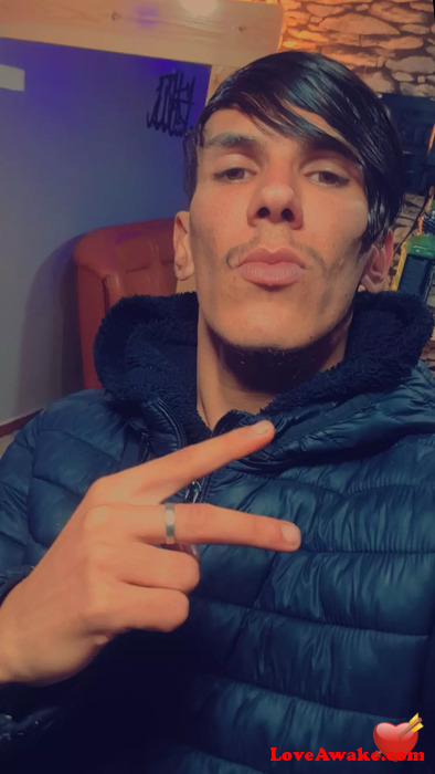 Simozd45 Algerian Man from Benisaf