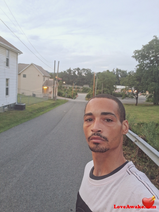 Kizzle24232423 American Man from Morgantown