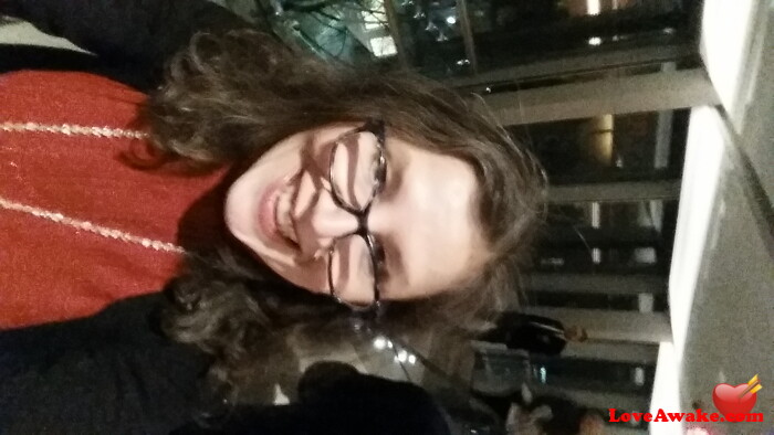 SingleSagg Canadian Woman from Toronto