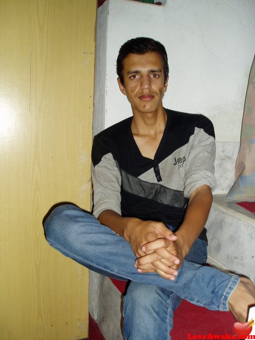 mahbooob161 Afghan Man from Kabul