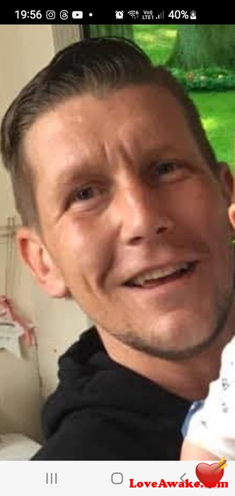 Davew1986 UK Man from London