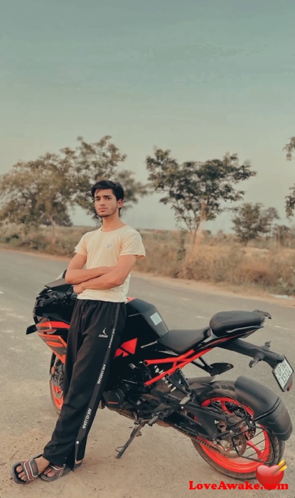 BHANU14810 Indian Man from Agra