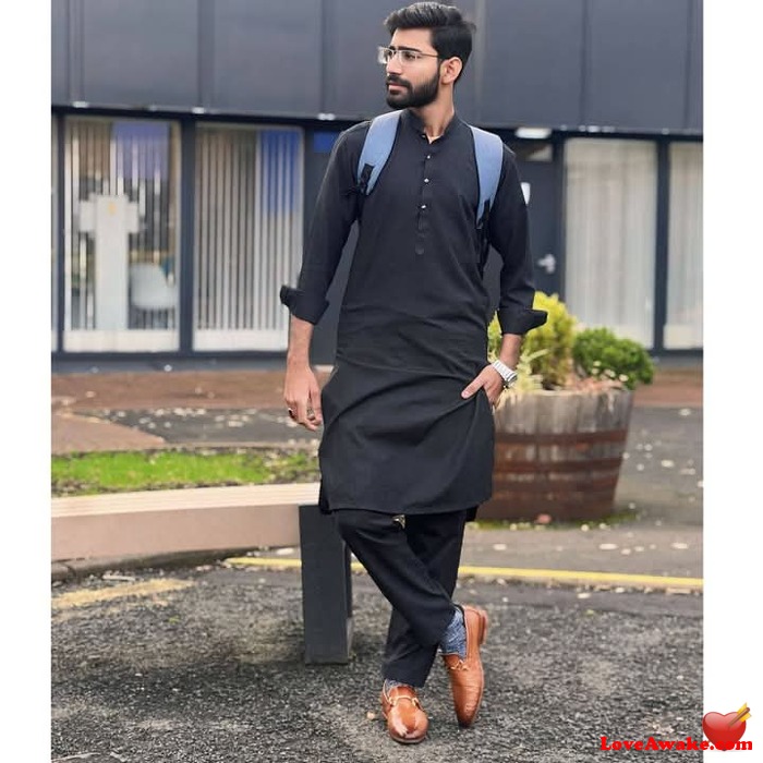 Ahmadwaseem UK Man from Glasgow