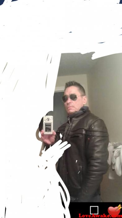 Letsgetwiild Canadian Man from Edmonton