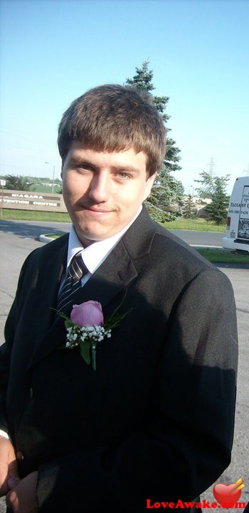 harris24 Canadian Man from St Catharines