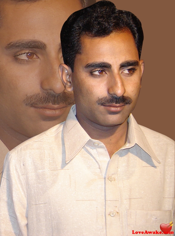 sajidmps Pakistani Man from Mirpur Khas (= Sindhri)