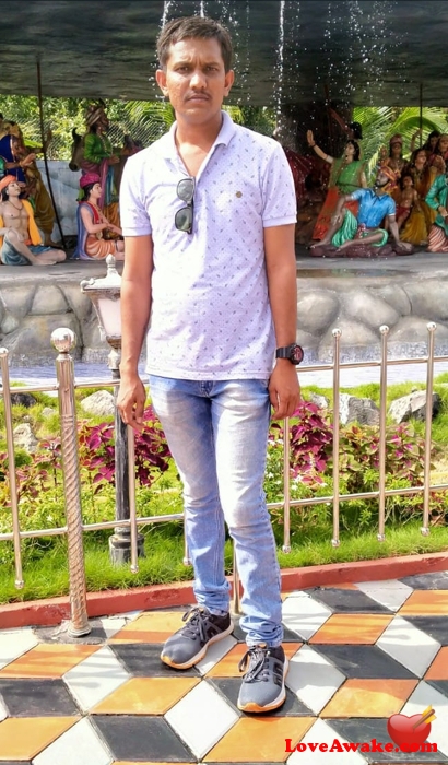 Tanu01 Indian Man from Ahmedabad