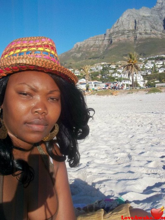 iriszee African Woman from Cape Town