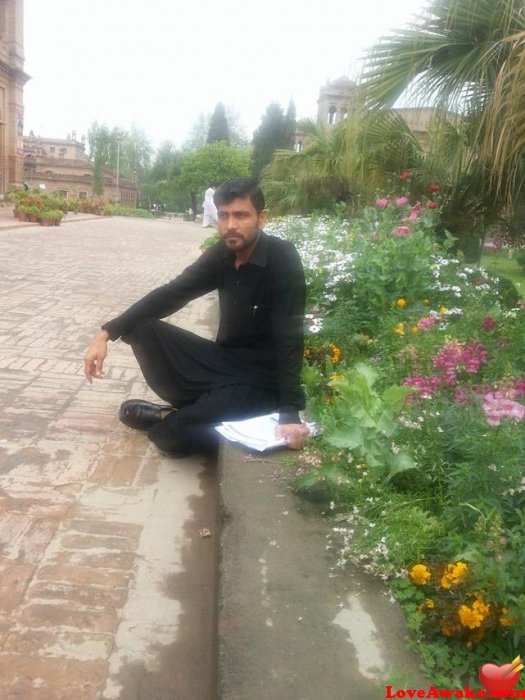 zaryab00 Pakistani Man from Peshawar