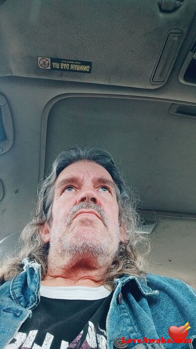 Prkknou American Man from Bakersfield