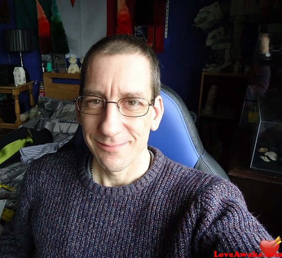 apm76 UK Man from Basingstoke