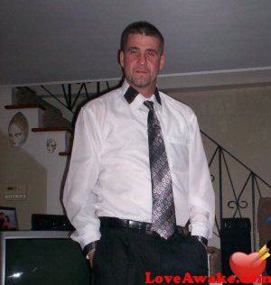 mrhardwood1971 American Man from Albany