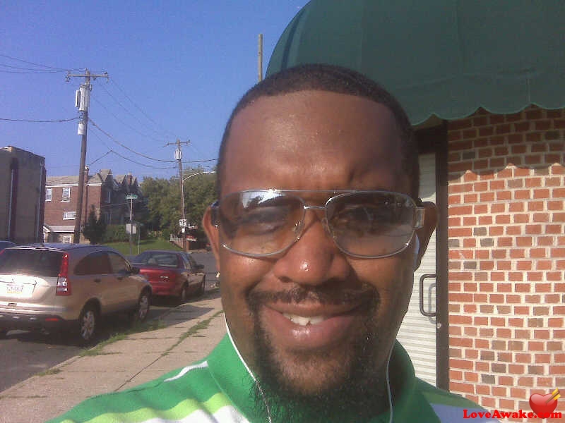 diggy357 American Man from Philadelphia