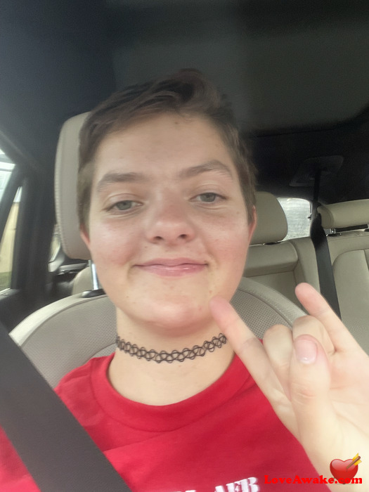 AlanaA American Woman from New Braunfels