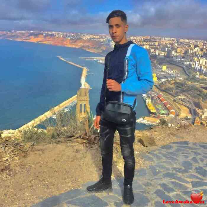 gfjj55huj Algerian Man from Oran