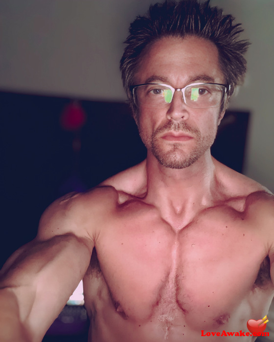 down4funxxx Canadian Man from London
