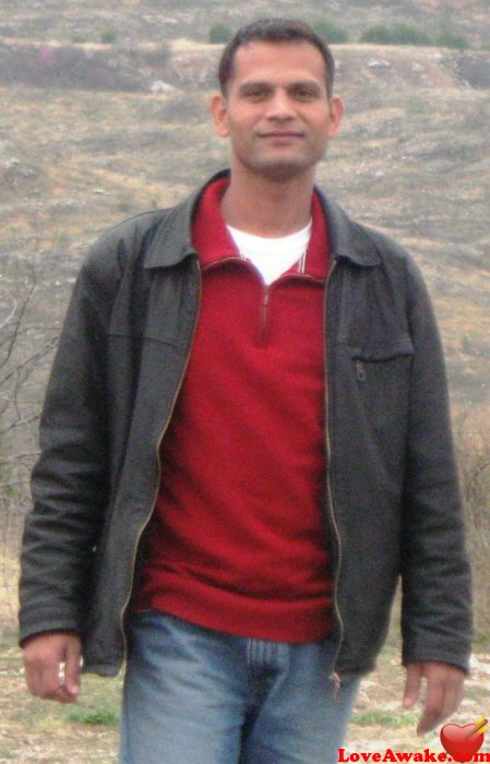 saleem77 Pakistani Man from Lahore