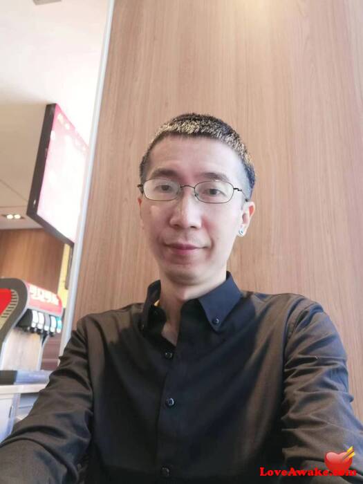 YongLin Chinese Man from Tianjin