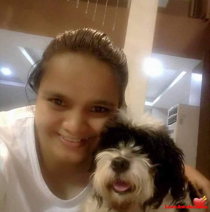 Mylyne Filipina Woman from Rizal, Luzon