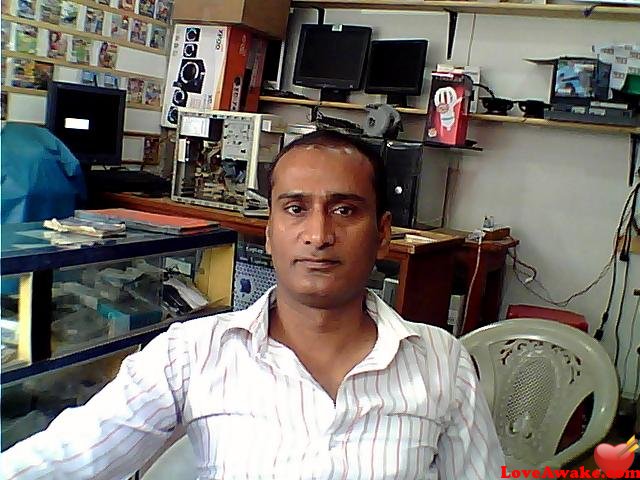 adilruffino Pakistani Man from Karachi