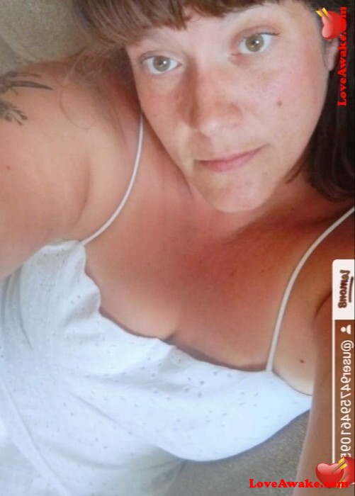 Askmewhatever Canadian Woman from Alexandria