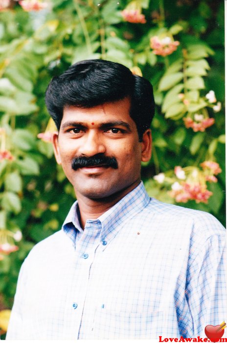 vezhaa Indian Man from Pondicherry