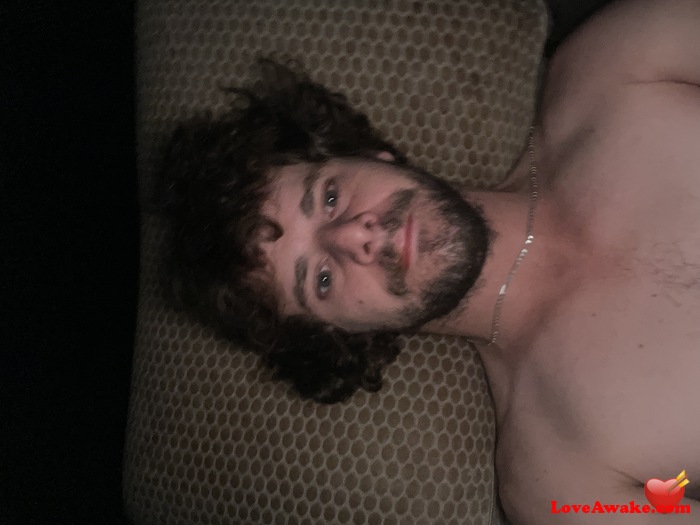 HarlzB Australian Man from Sunshine/Melbourne