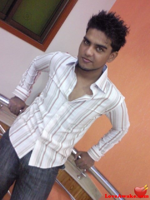 smrkhn Pakistani Man from Karachi