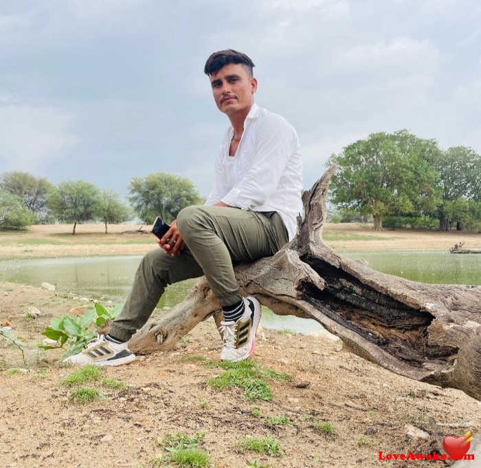 Singhpsrdx Indian Man from Pune