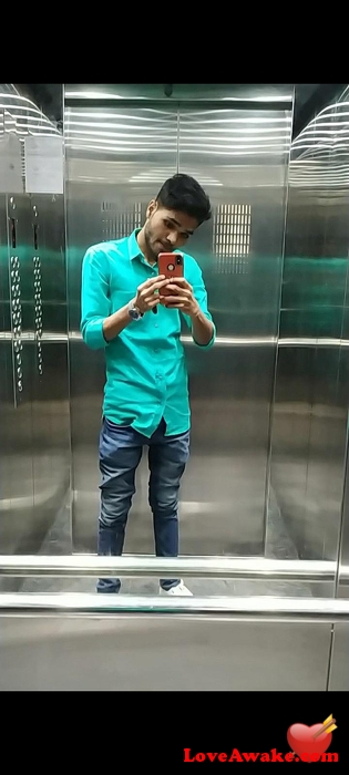 Mahiii16 Indian Man from Ahmedabad
