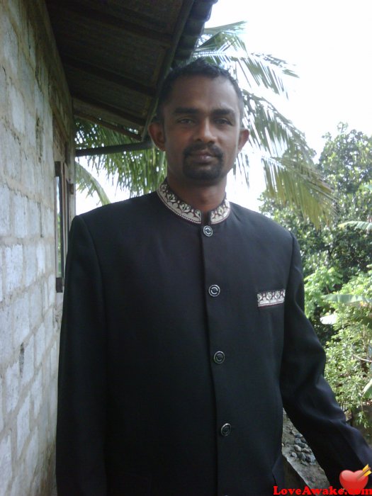 prabhath982 Sri Lankan Man from Ampara