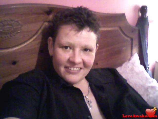 lauriejazz UK Woman from Rochester