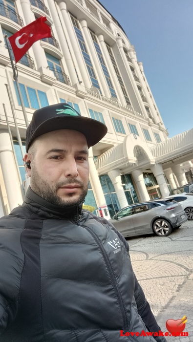 Workmin Algerian Man from Alger (Algiers)