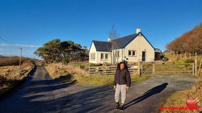 Ivyk UK Woman from Fort William