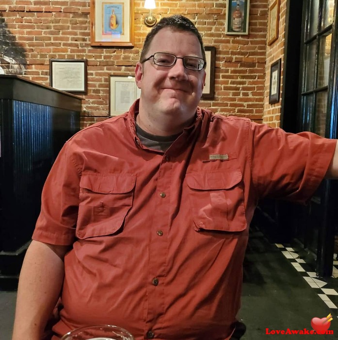 Julzz7 American Man from Charlotte