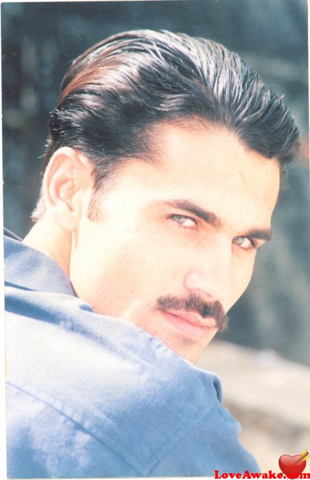 zarqkhan Pakistani Man from Karachi