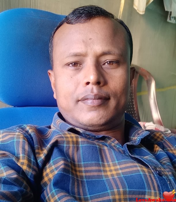 223344 Indian Man from Guwahati