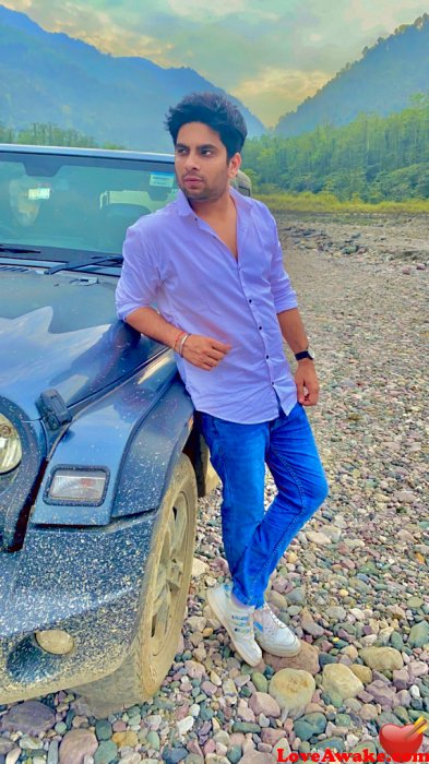 Lovesin Indian Man from Pune