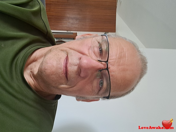 DamianH UK Man from Corby