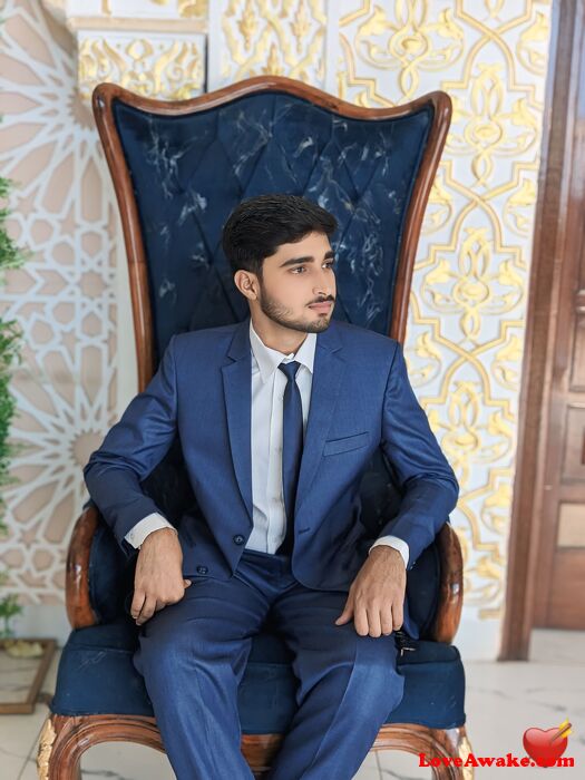 Hamxxxa Pakistani Man from Islamabad