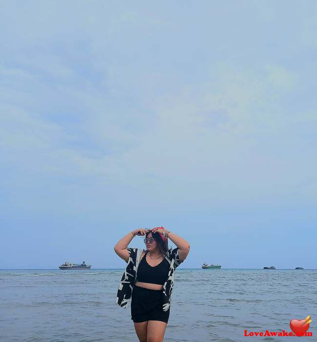 Jizzyyyy Filipina Woman from Cebu