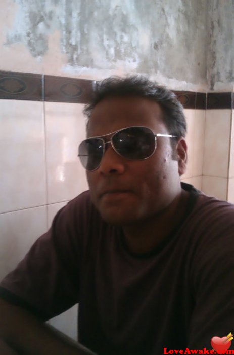 romanticdsign Indian Man from Mumbai (ex Bombay)