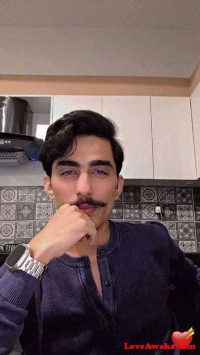 iparacha Pakistani Man from Karachi