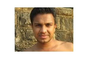 pola Sri Lankan Man from Battaramulla