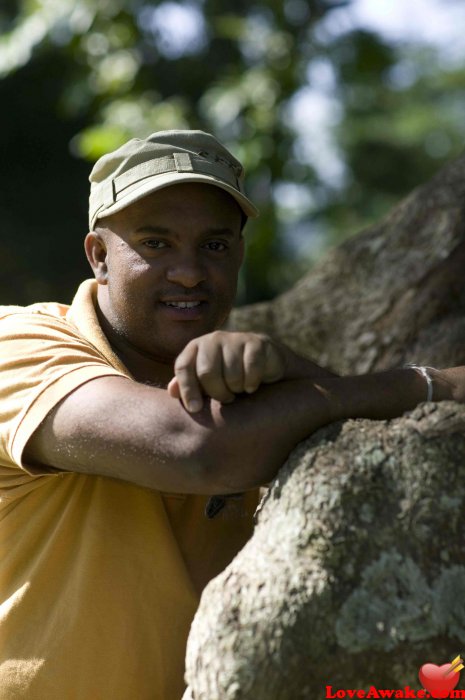 GIHANST Sri Lankan Man from Kandy