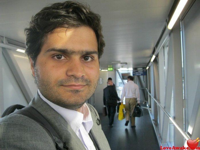gmnmomn Iranian Man from Tehran