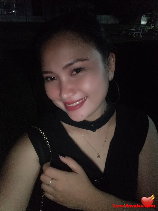 Isha123X Filipina Woman from Alamada