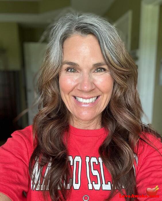 MILLIE34 American Woman from Maysville