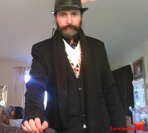 Duserysedia UK Man from Bury St Edmunds