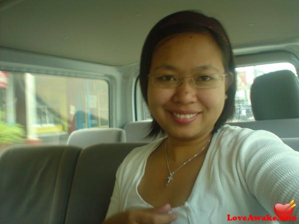 Marlyn Filipina Woman from Manila